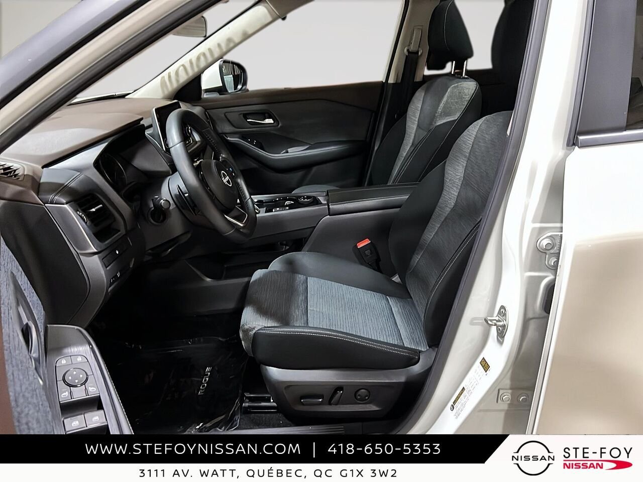 2023 Nissan Rogue White Ste-Foy - photo #8