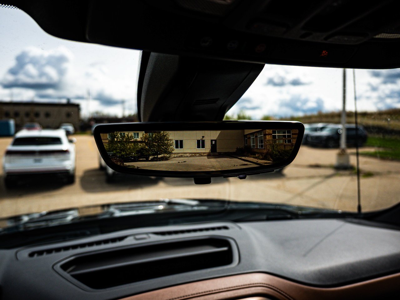 2021 Chevrolet Silverado 1500 4WD Crew Cab 147 High Country Black Sherwood Park - photo #30