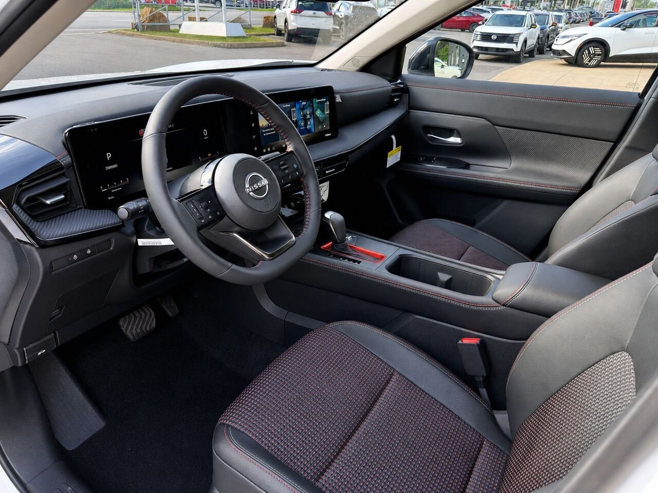 NISSAN Kicks KICKS SR PRIVIL GE 2026 Blanc d'Aspen triple couche/Noir intense Châteauguay - photo #9