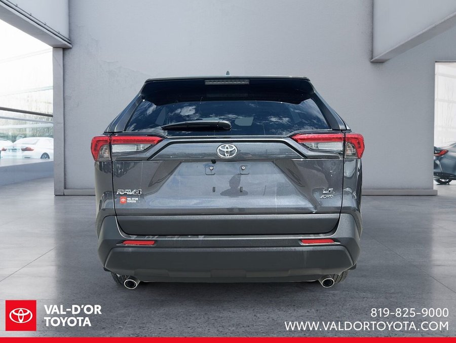 Toyota RAV4 LE TI 2025 2025 Gris