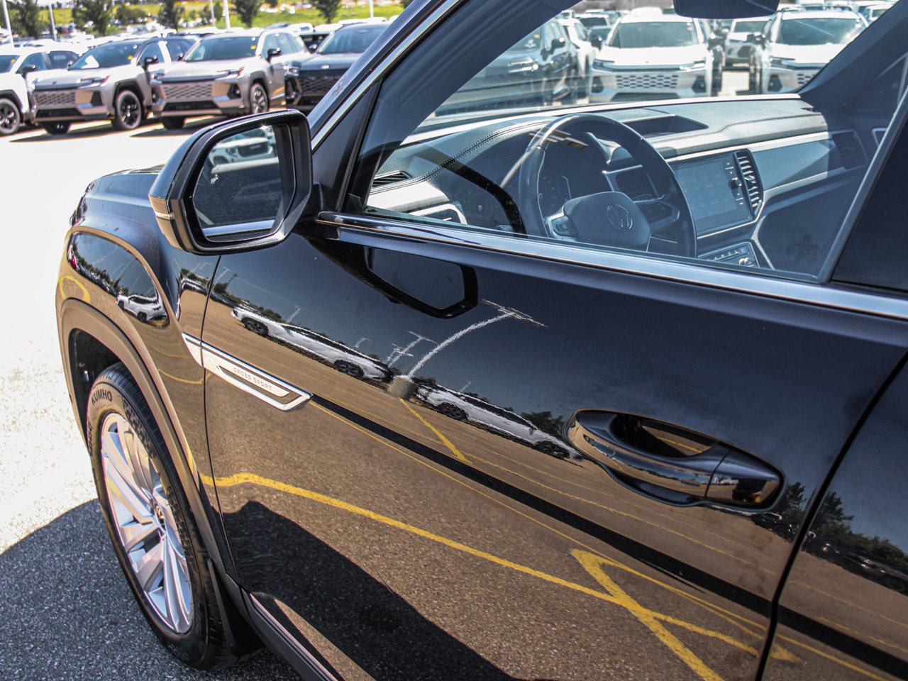 2020 Volkswagen Atlas Cross Sport Execline 3.6 FSI 4MOTION Black Sherwood Park - photo #12