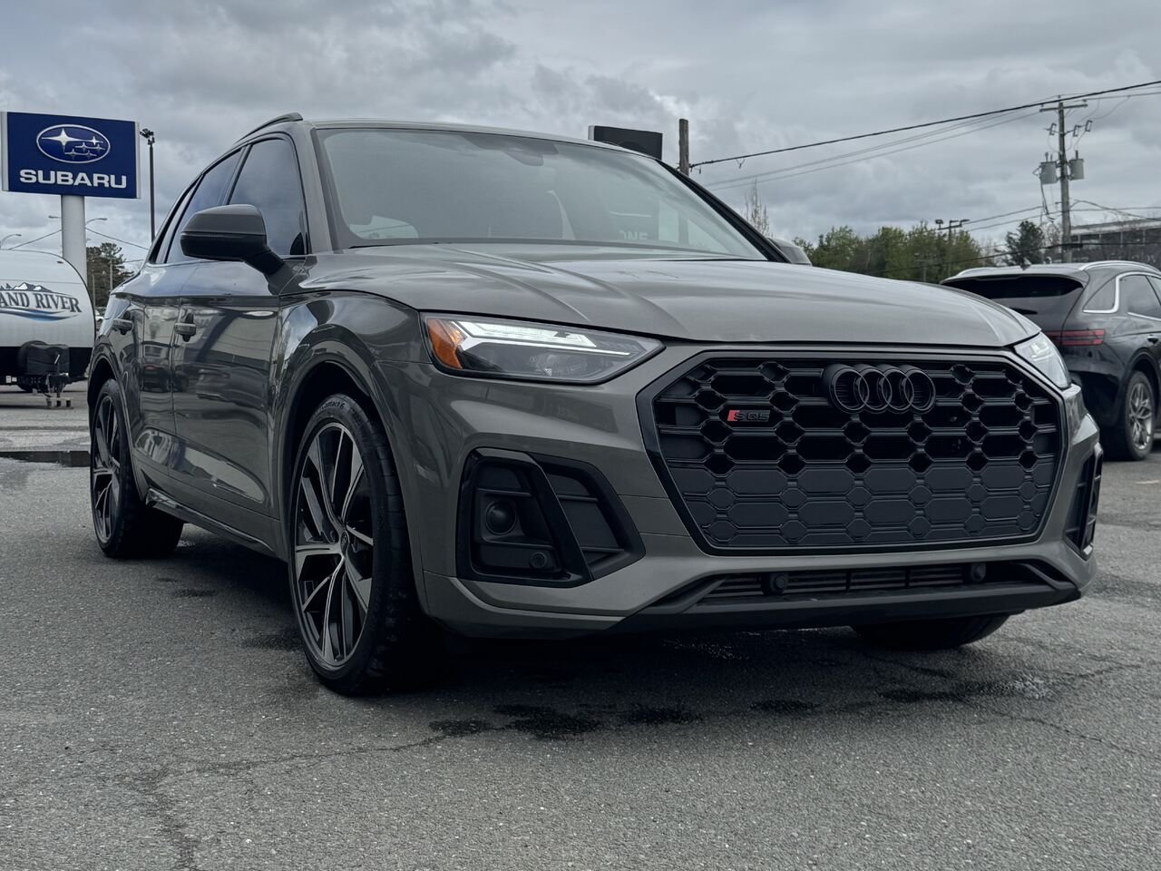 Audi SQ5 Progressiv 2023 Gris Granby - photo #8