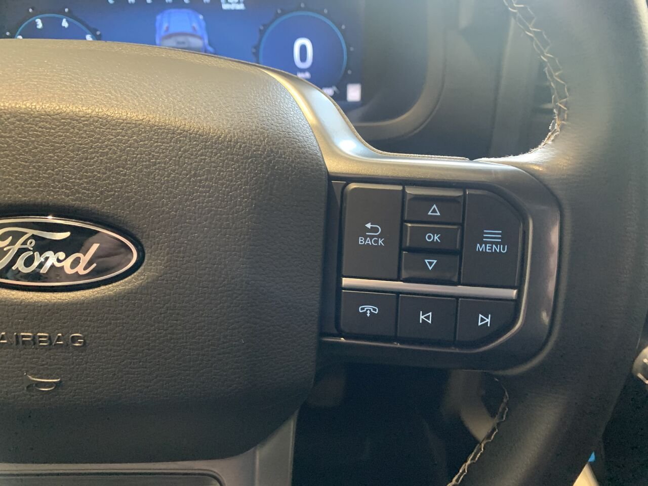 Ford F-150 F150 XLT CREW CAB SHORT BOX 2024 Gris Châteauguay - photo #34