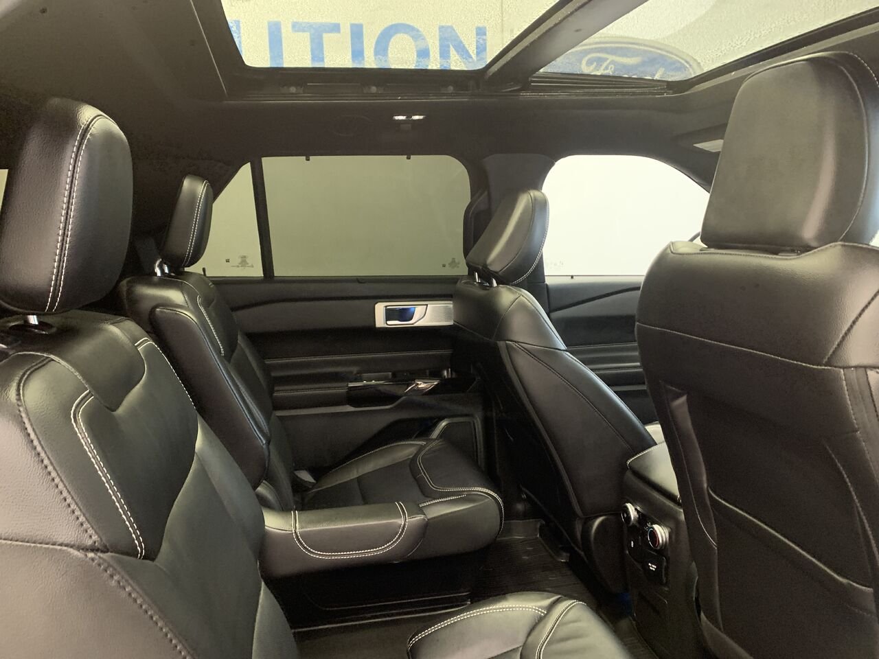 Ford Explorer ST AWD ST, 3.0L, TECH PACK, TOIT PANO 2024 Noir Châteauguay - photo #9