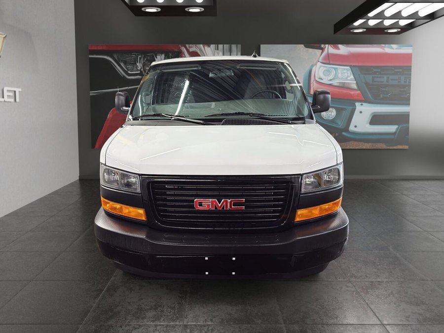 2024 GMC Savana Cargo Van 2024 Summit White