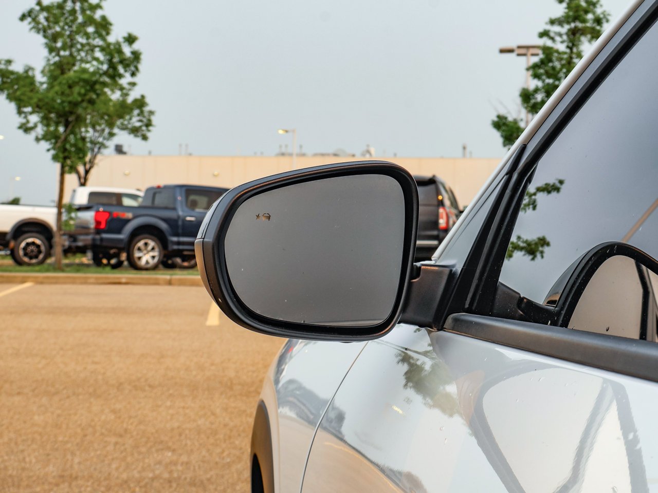 2025 Chevrolet Trax FWD 4dr ACTIV White Sherwood Park - photo #10