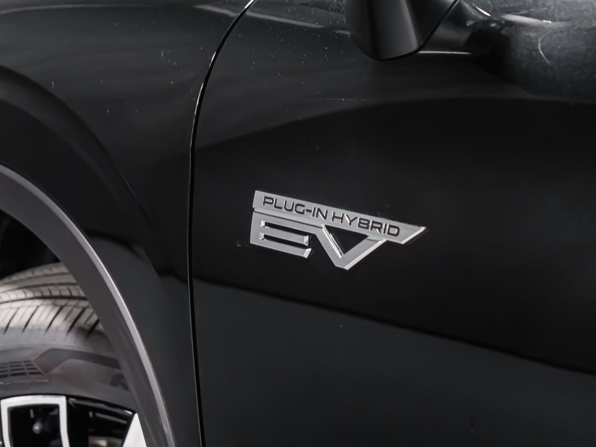 2026 Mitsubishi Outlander Plug-In Hybrid GT Black Diamond Premium Finish Montreal - photo #6