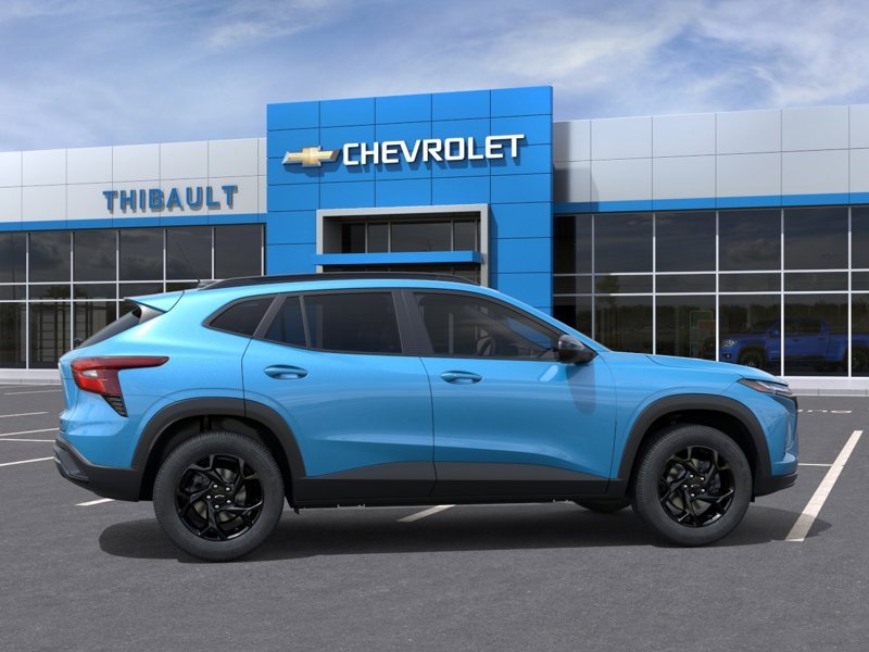 CHEVROLET Trax Traction avant 4 portes LT 2026 BLEU MARINA METALLISE Sherbrooke - photo #4