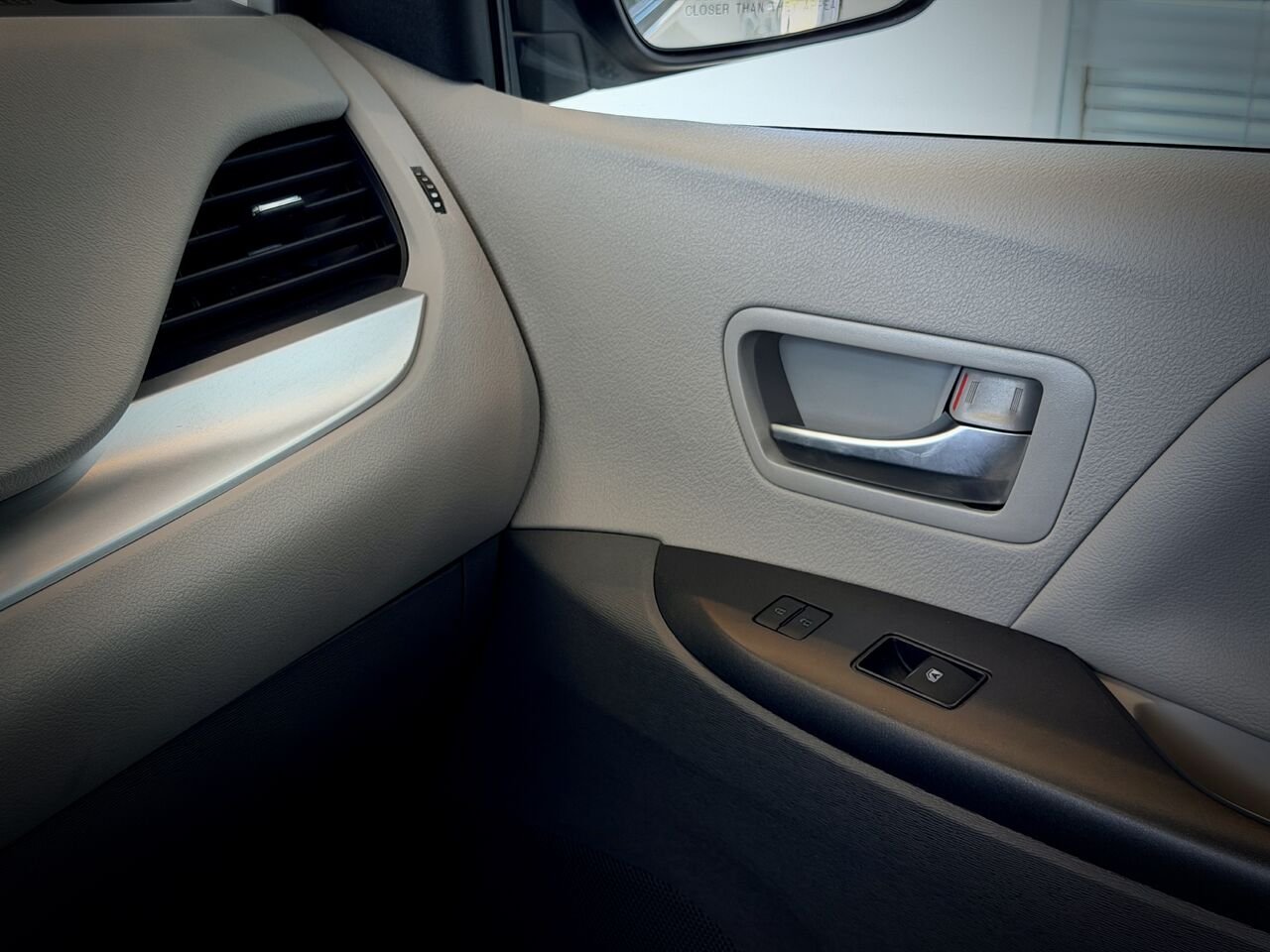Toyota Sienna 2020 Blanc Notre-Dame-des-Prairies - photo #30