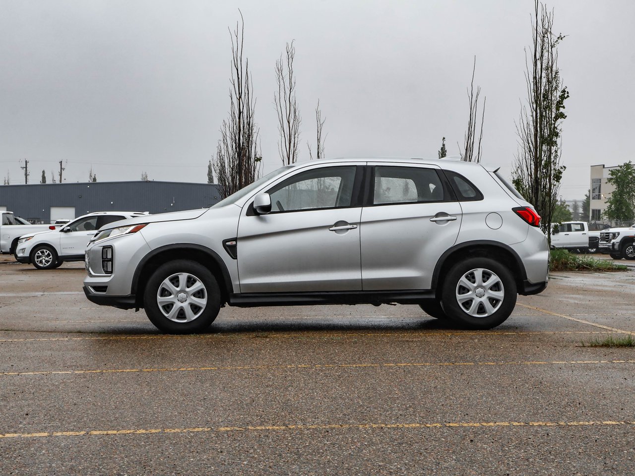 2024 Mitsubishi RVR ES AWC Grey Sherwood Park - photo #4