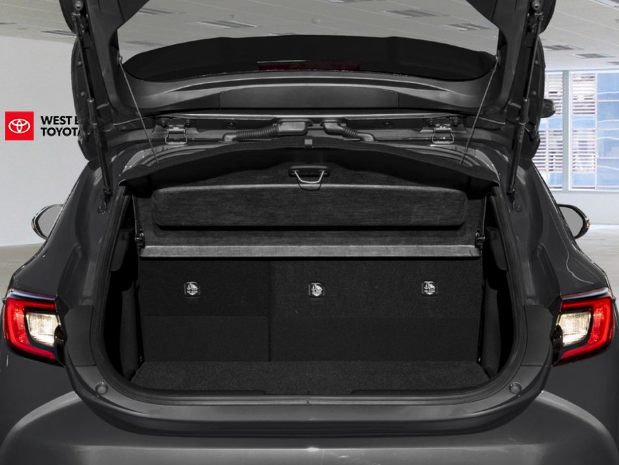 2026 Toyota Corolla Hatchback 2026 Finish Line Red w/Black Roof