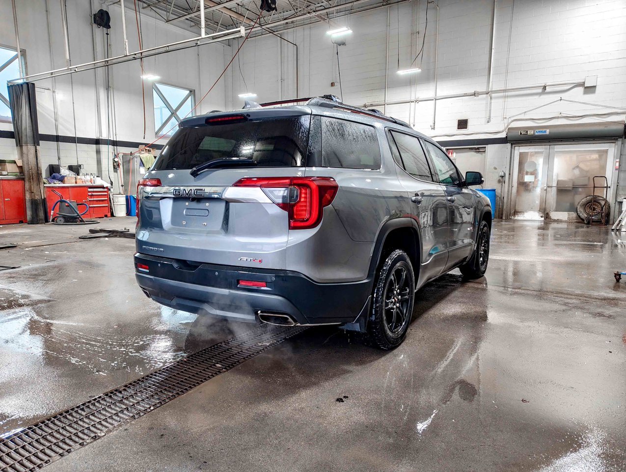 2021 GMC Acadia AWD 4dr AT4 Grey Sherwood Park - photo #5