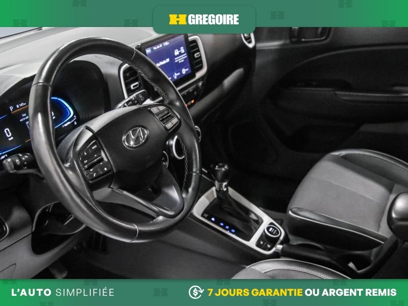 2024 Hyundai Venue Silver Laval - photo #11