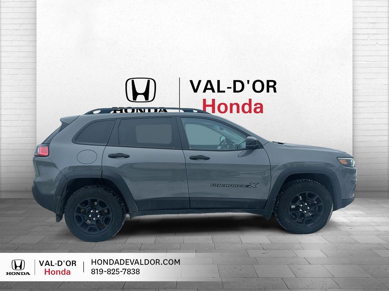 2022 Jeep Cherokee X 4x4 Grey Val-d'Or - photo #4
