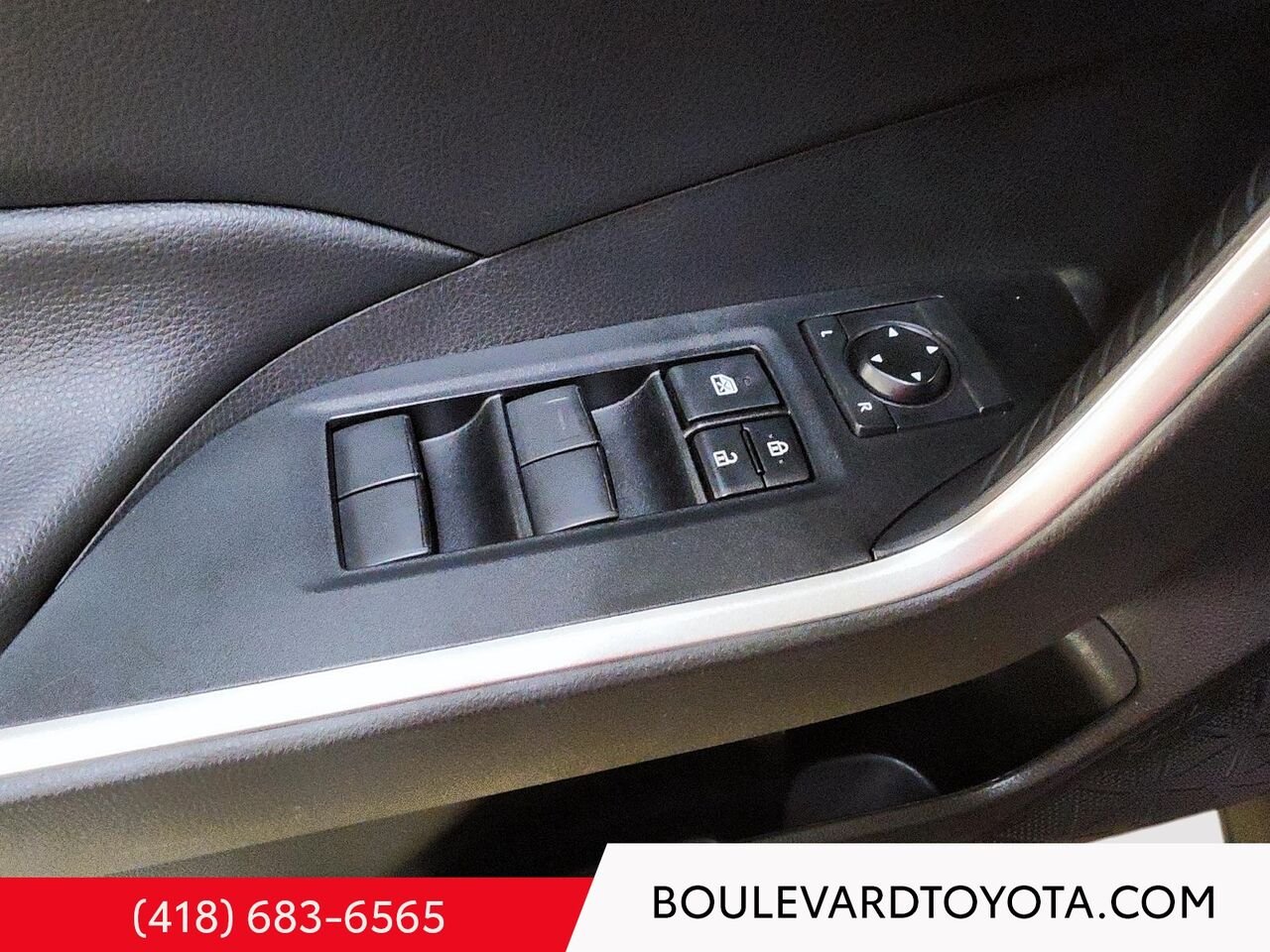 Toyota RAV4 98232A-52 | HYBRIDE XLE, AWD 2021 Rouge Québec - photo #7