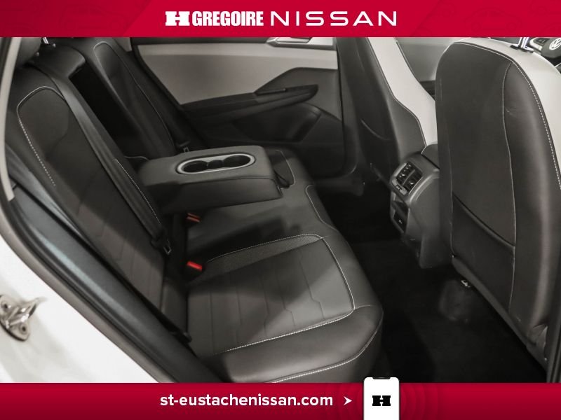 2025 Volkswagen Taos White Laval - photo #28