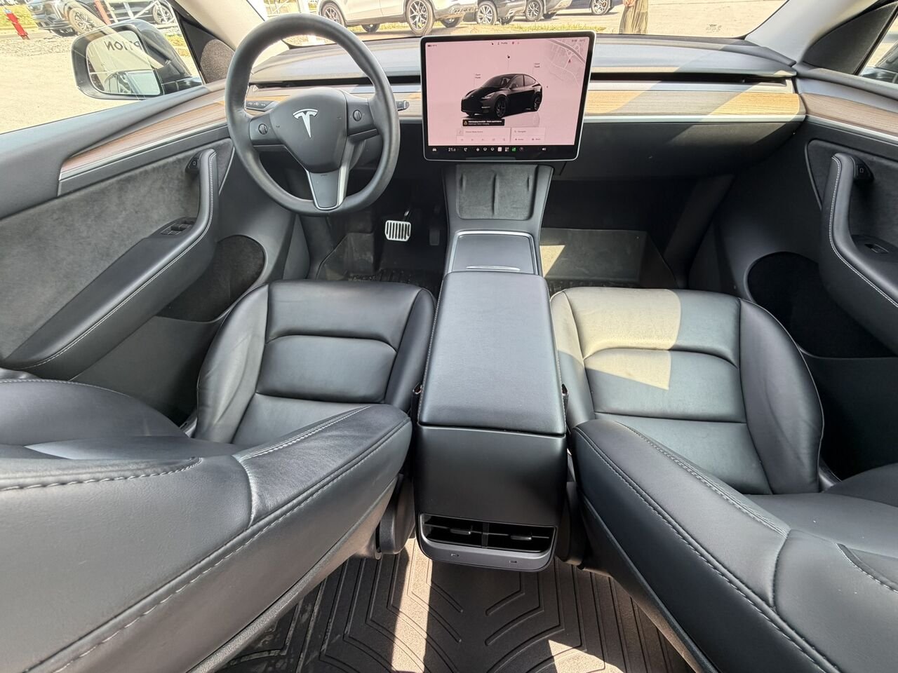 2022 Tesla Model Y LONG RANGE AWD Black Laval - photo #15