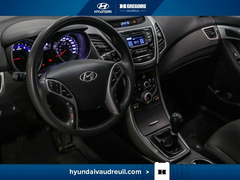2016 Hyundai Elantra White Saint-Eustache - photo #15