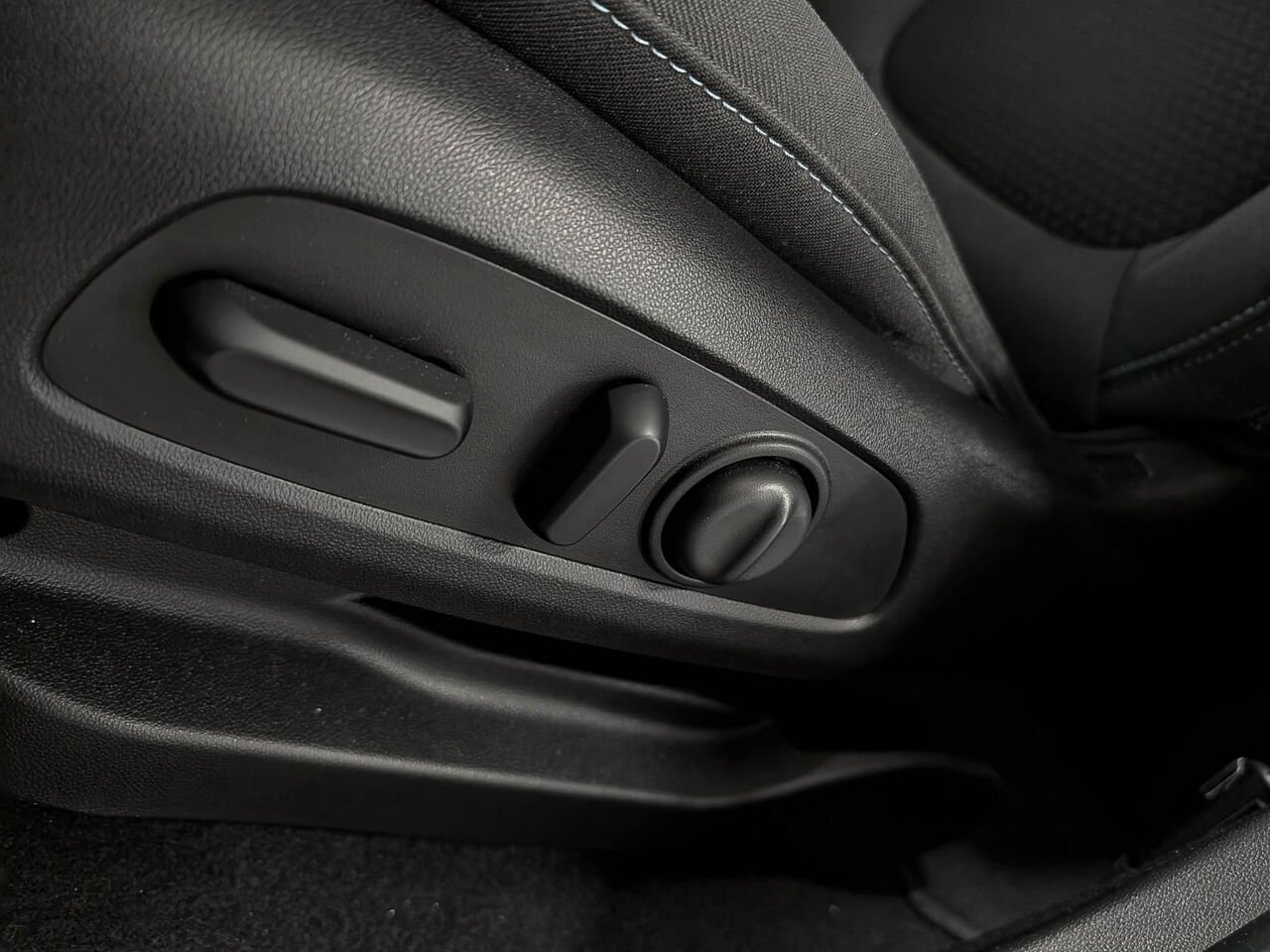 CHEVROLET BOLT EV LT Bas Kilométrage 2022 Gris Sherbrooke - photo #9