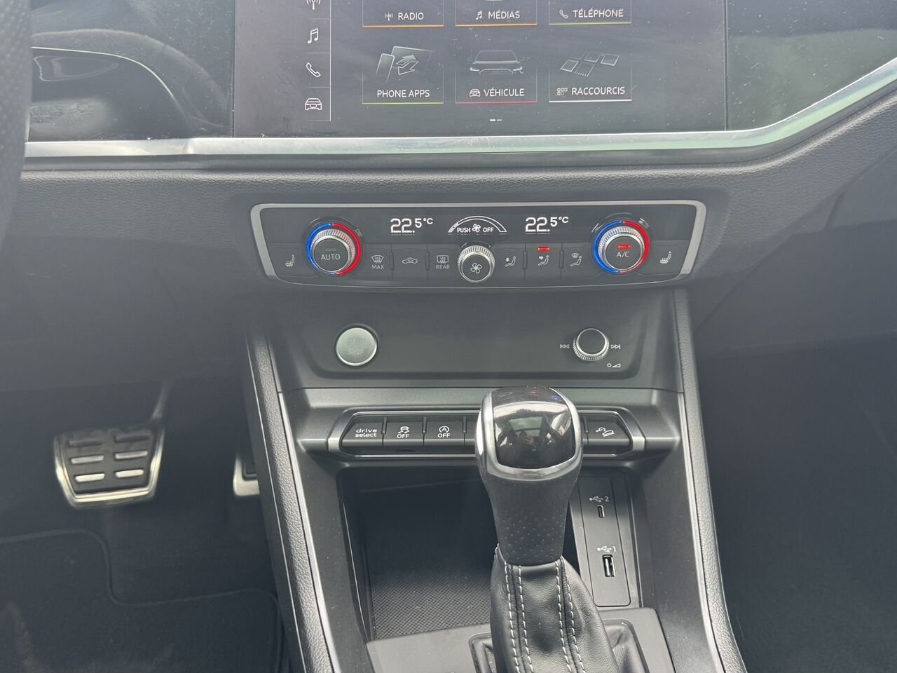 2020 Audi Q3 Progressiv White Granby - photo #25