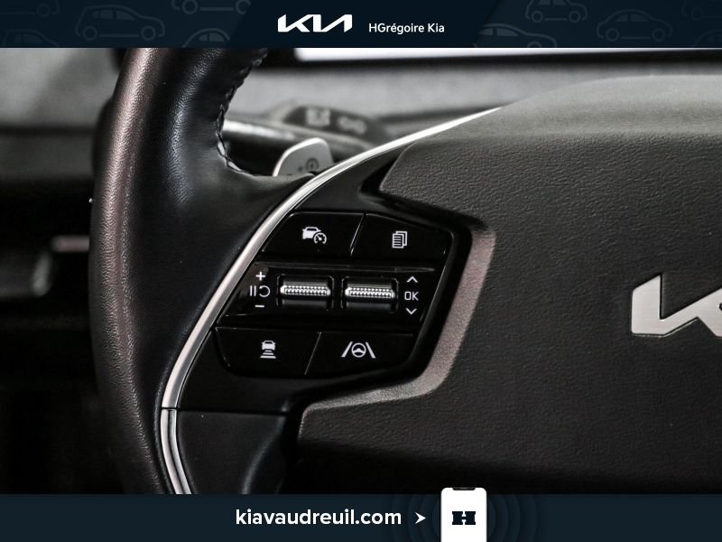 2023 Kia EV6 White Laval - photo #14