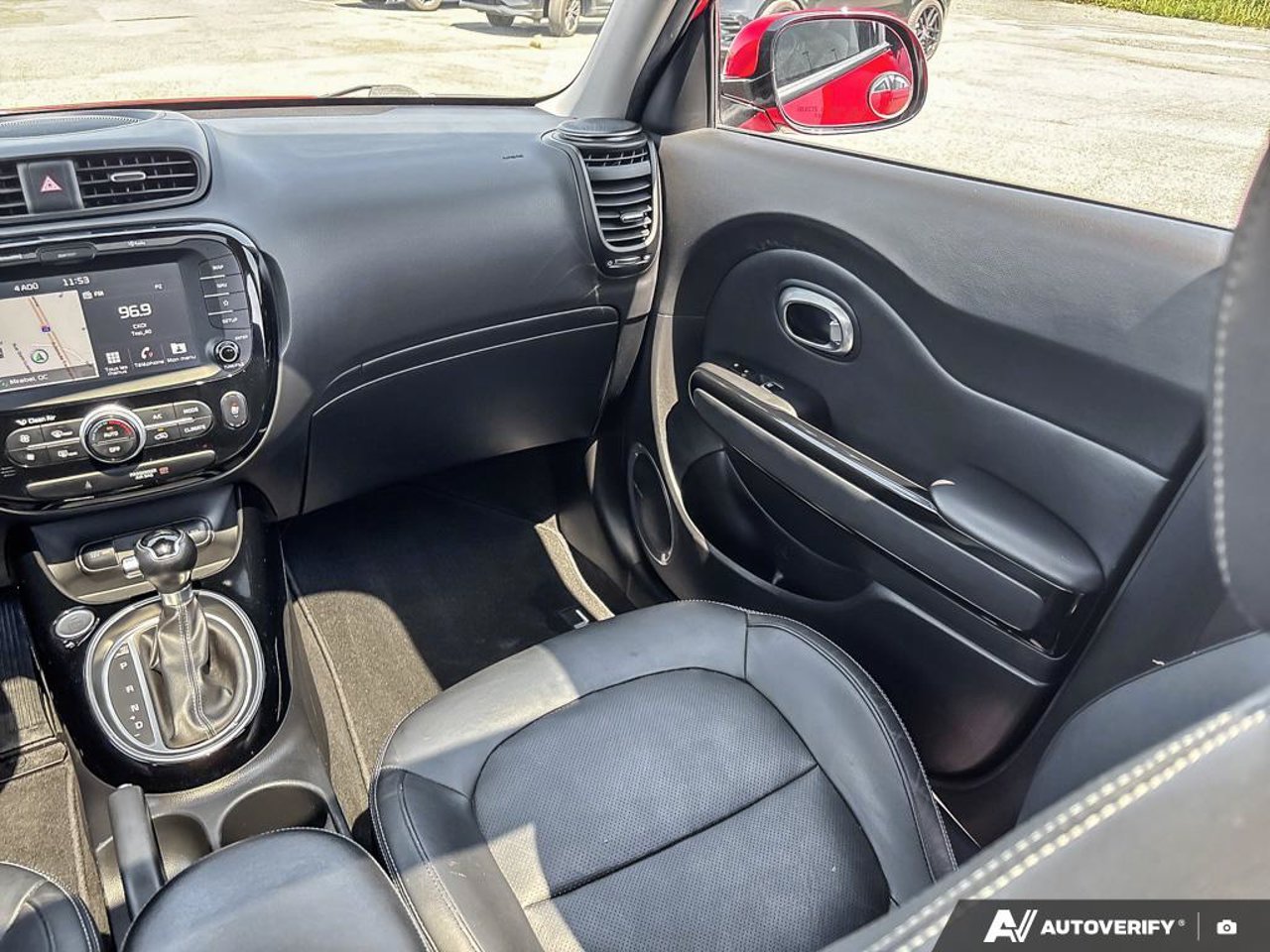 Kia Soul KNDJP3A51J7582744 2018 Rouge Mirabel - photo #27