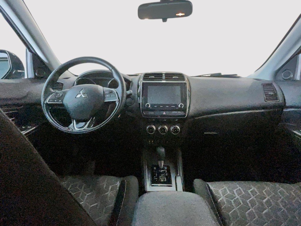 2023 Mitsubishi RVR Black Amos - photo #12