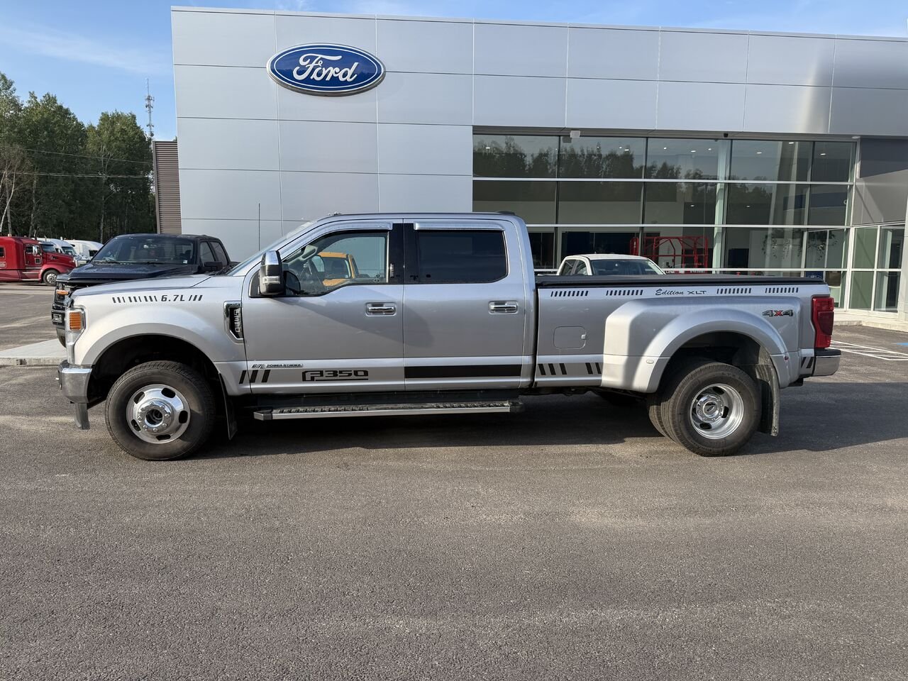 Ford Super Duty F-350 à roues arrière jumelées 2022 Argent Mont-Laurier - photo #1
