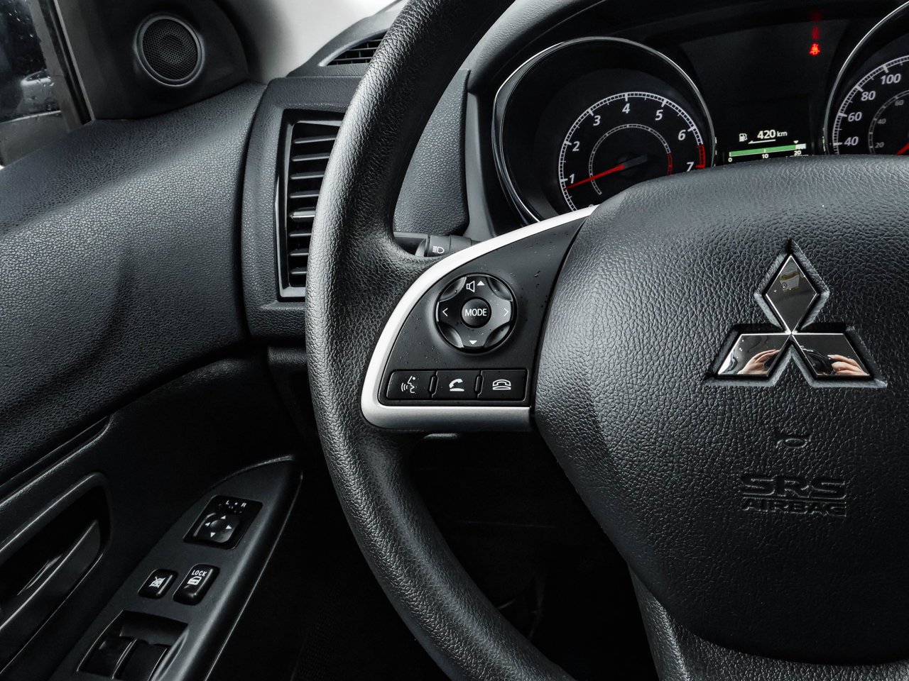 2024 Mitsubishi RVR ES AWC Grey Sherwood Park - photo #19