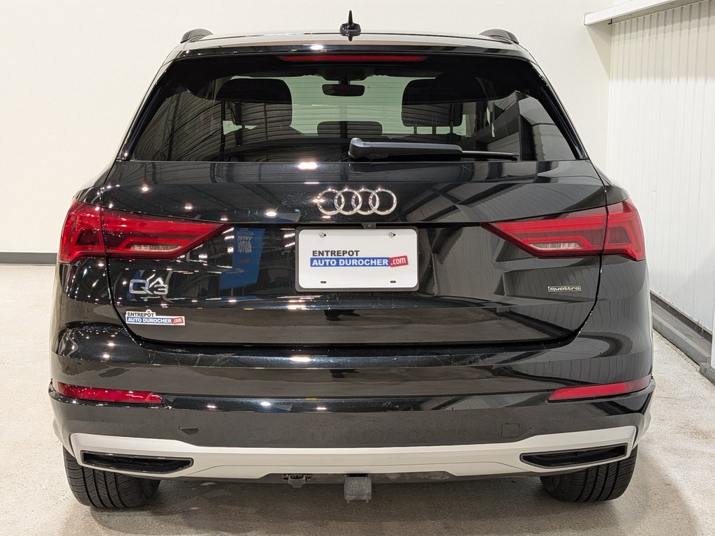 2022 Audi Q3 Komfort 45 TFSI quattro Black Val-David - photo #5