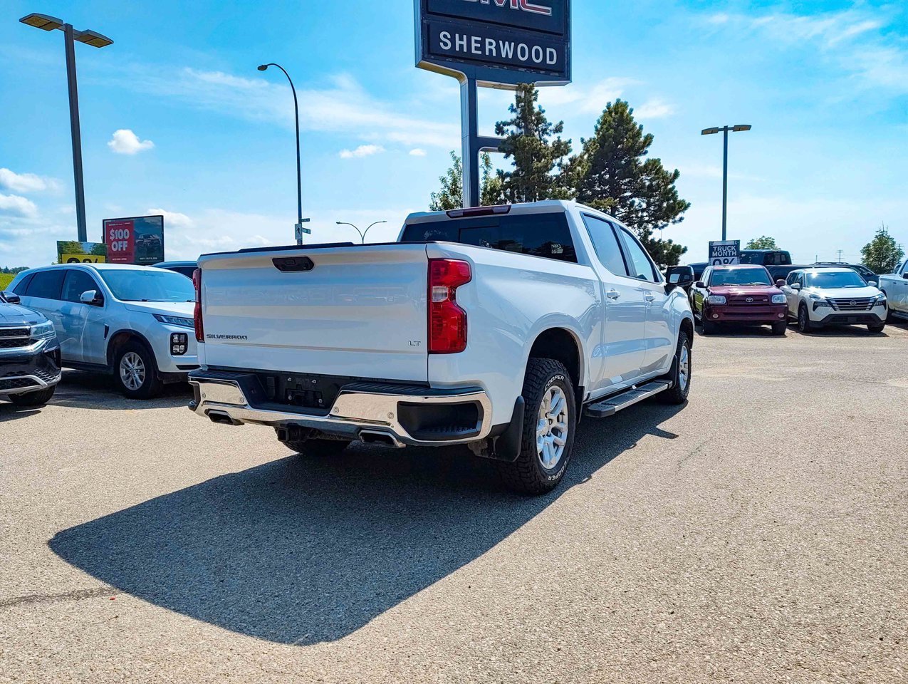 2024 Chevrolet Silverado 1500 4WD Crew Cab 147 LT White Sherwood Park - photo #5