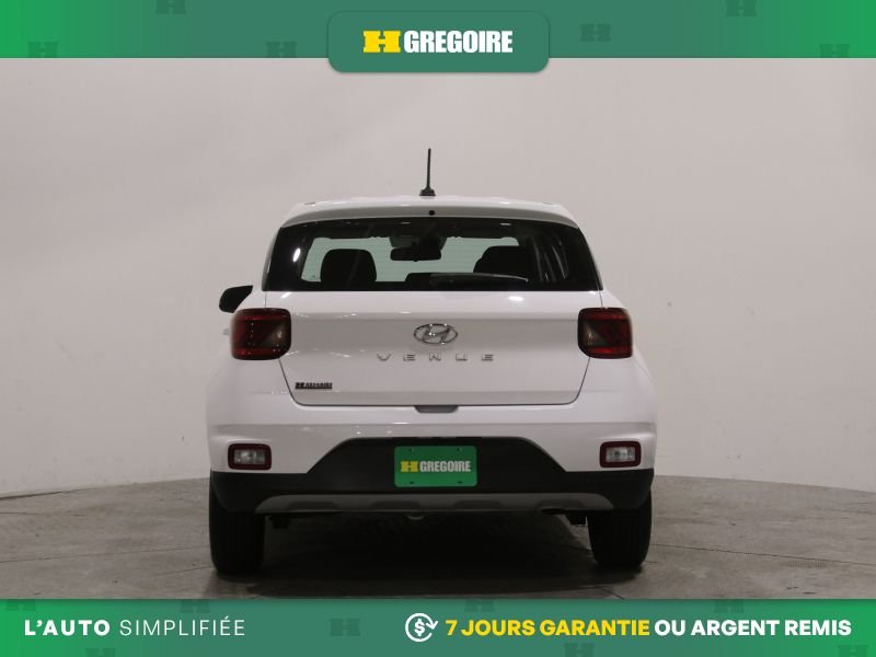 2024 Hyundai Venue White Blainville - photo #7