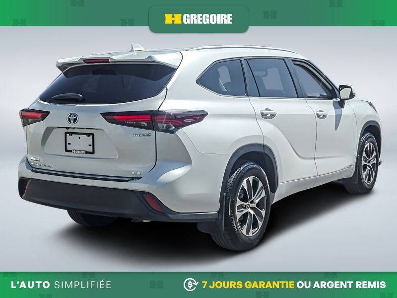 2024 Toyota Highlander White Blainville - photo #8