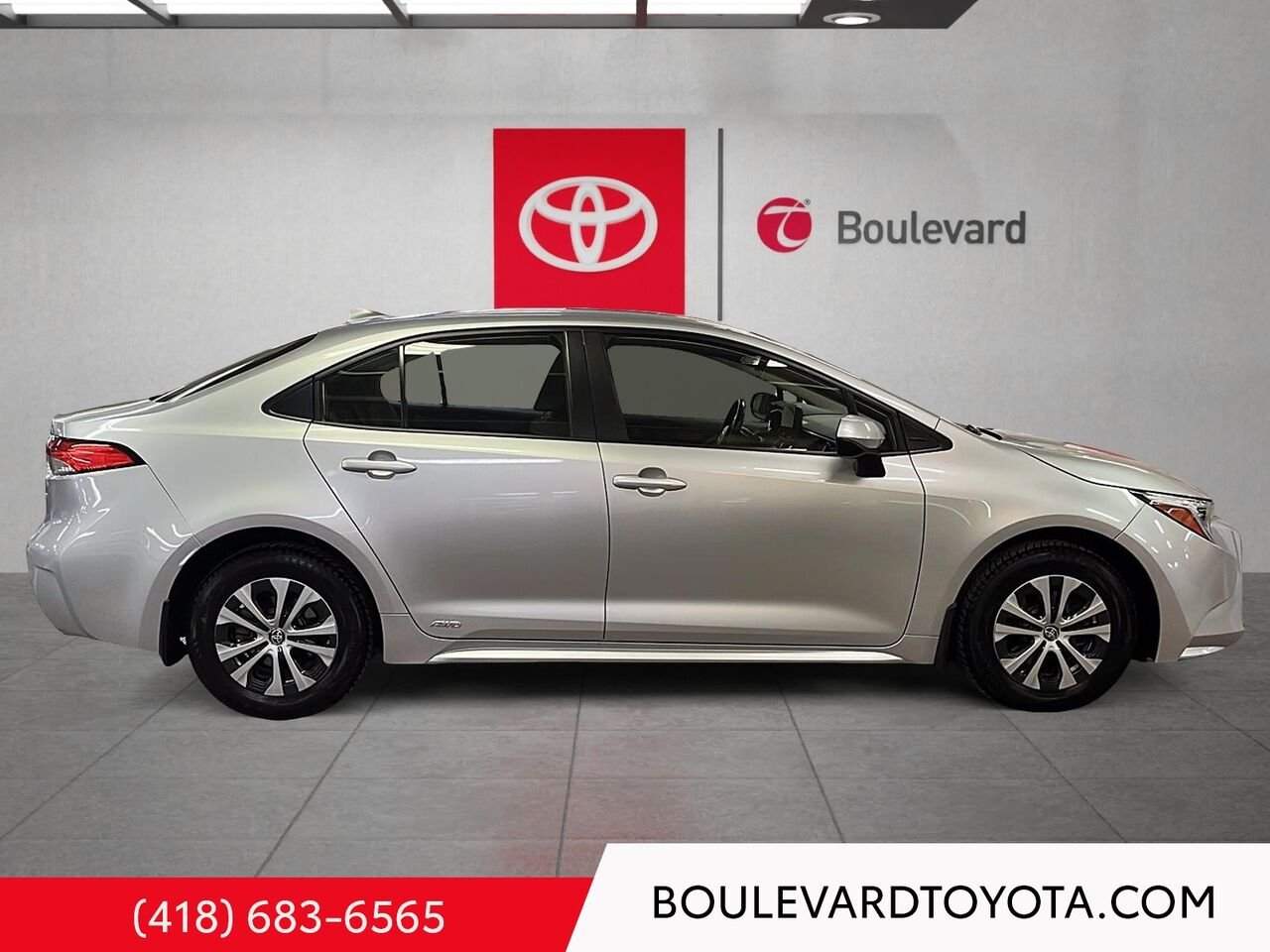 Toyota Corolla 100039A-1 | HYBRIDE LE, AWD 2023 Argent Québec - photo #2