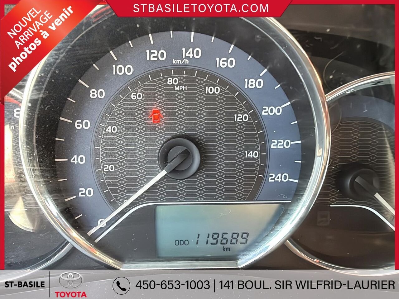 Toyota COROLLA 2016 Gris Saint-Basile-le-Grand - photo #5