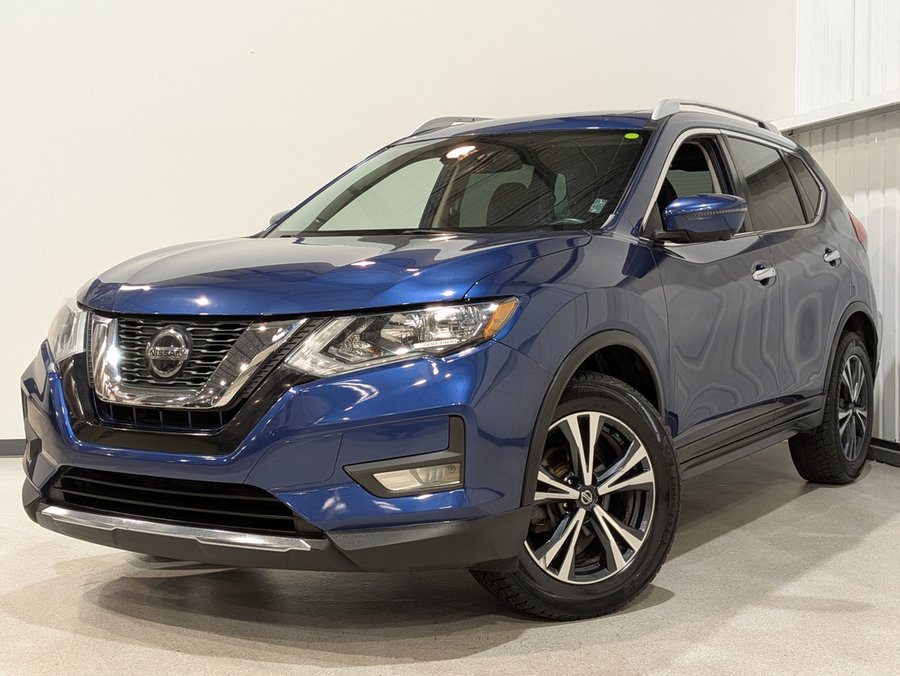 2020 Nissan Rogue Blue