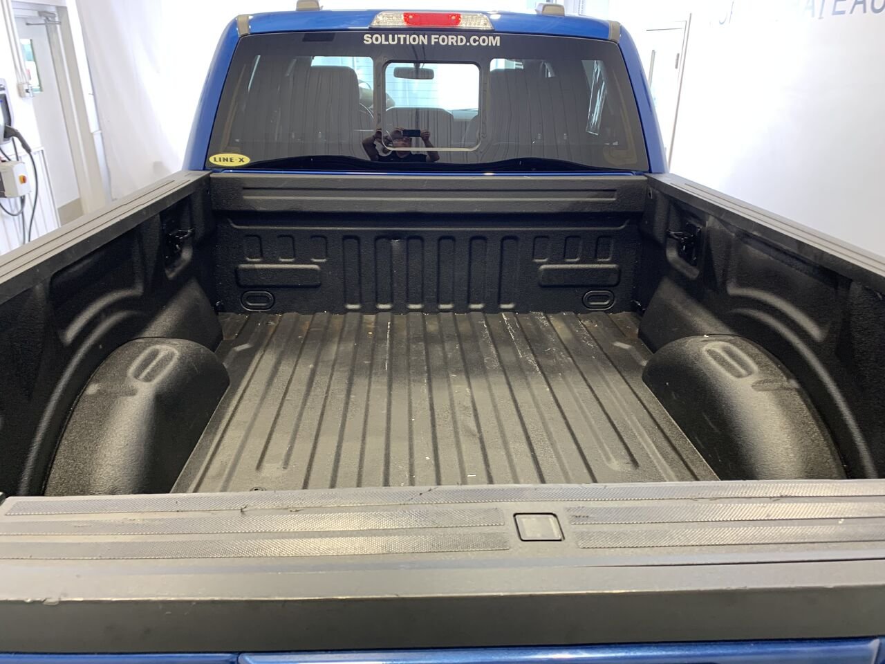 Ford F-150 SUPERCREW XLT 2023 Bleu Saint-Eustache - photo #12
