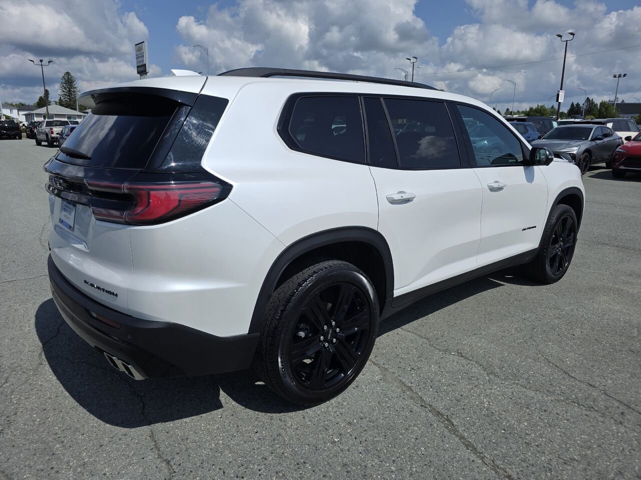 GMC Acadia Elevation 2024 Blanc Rouyn-Noranda - photo #5