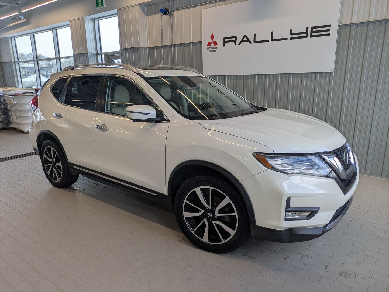 Nissan Rogue 2018 Blanc Gatineau - photo #0