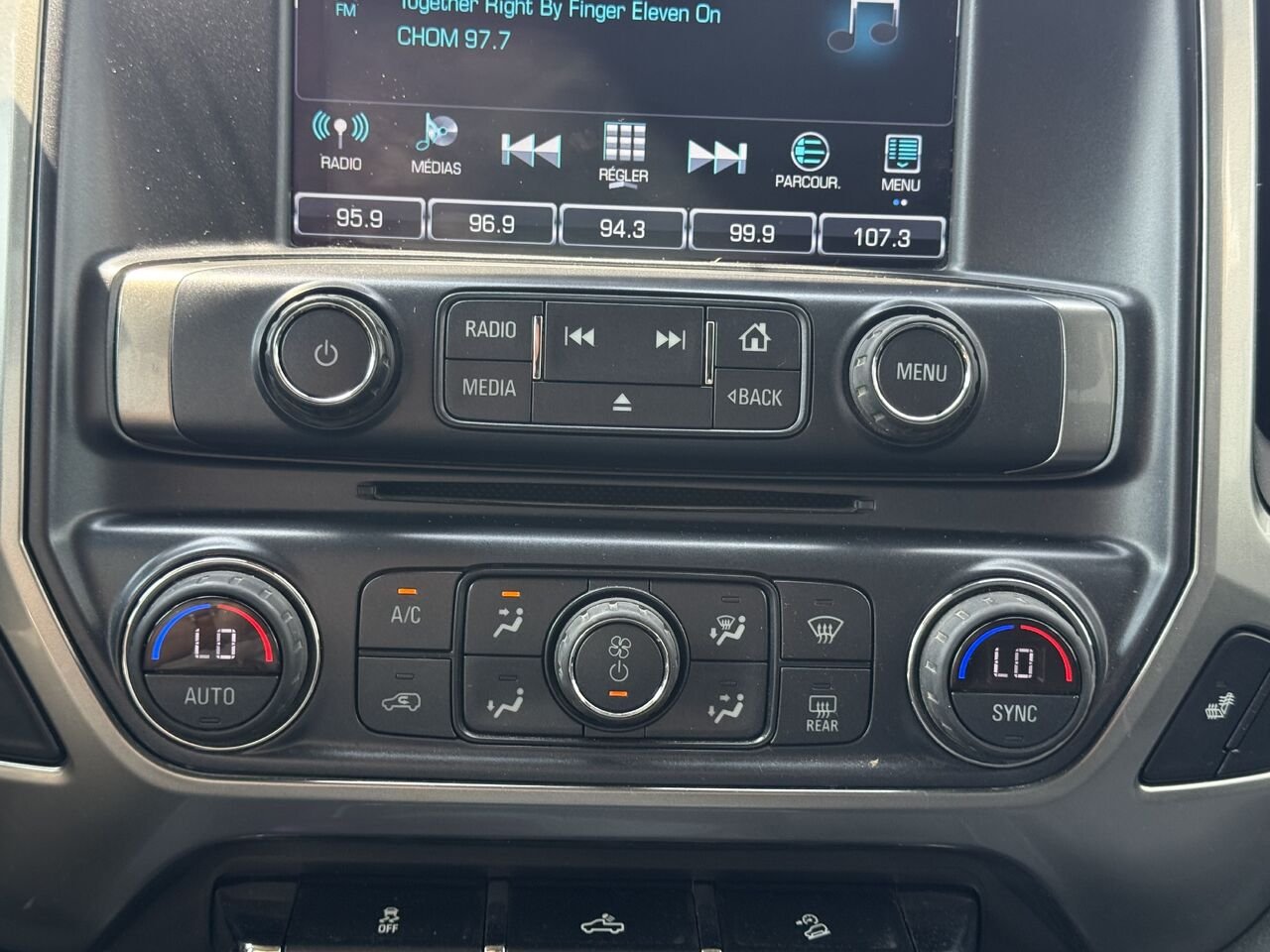 Chevrolet Silverado 1500 2LT 2018 Bleu Granby - photo #15