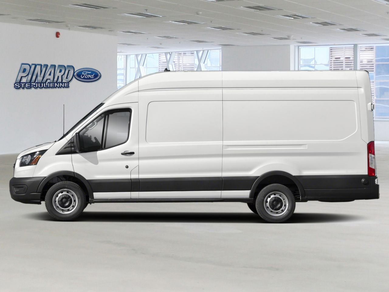 2026 Ford Transit Cargo Van Oxford White Sainte-Julienne - photo #2