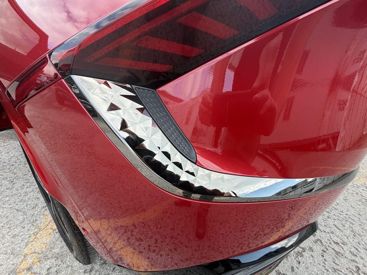 2024 Kia EV6 GT-Line AWD Red Laval - photo #16