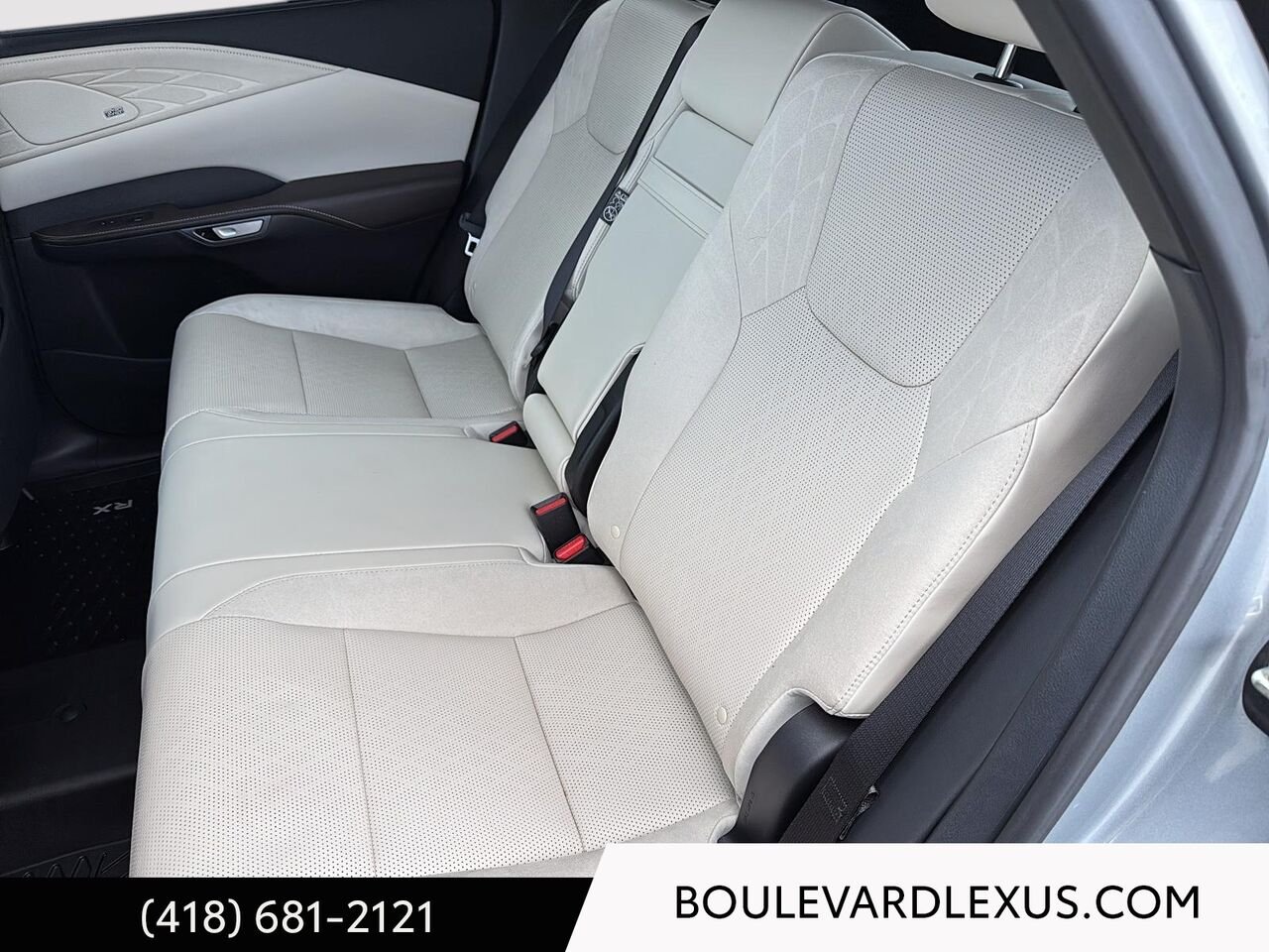 LEXUS RX 450H 601177 2024 Argent Québec - photo #17