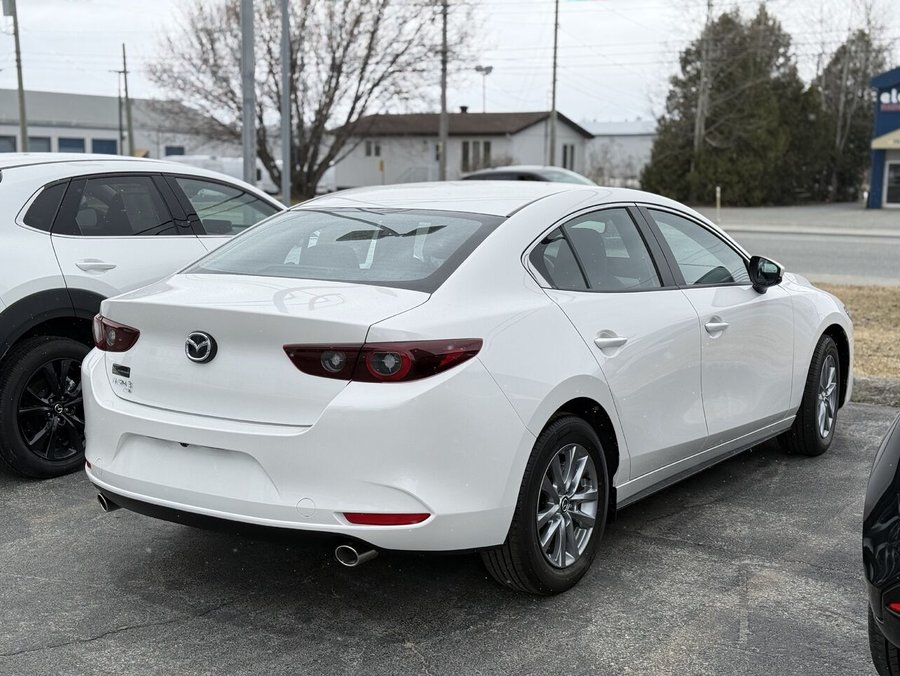 MAZDA Mazda3 2026 2026 Blanc neige nacré