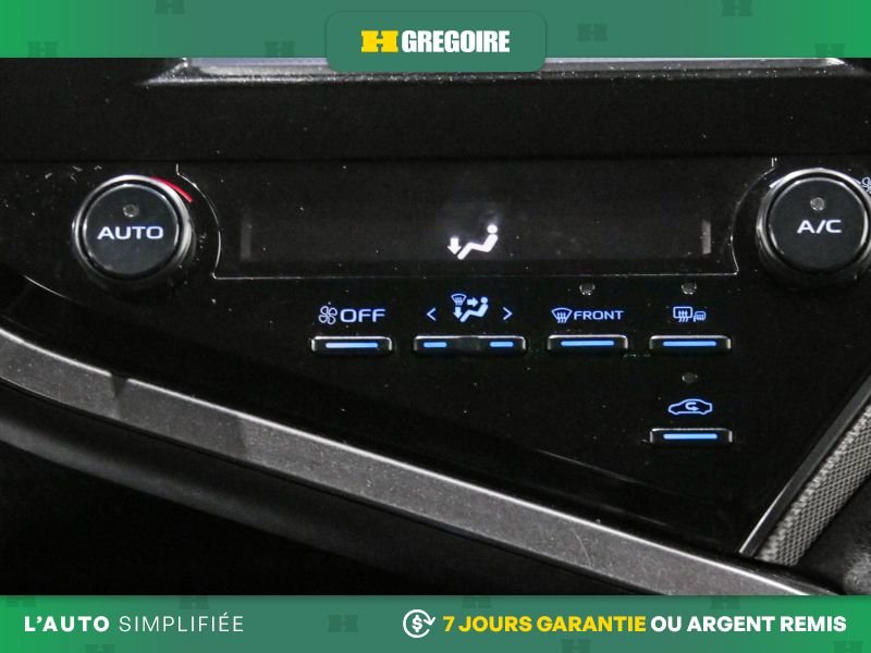 Toyota Camry 730155 | SE AUTO A/C CUIR NAV GR ELECT MAGS CAM RECUL 2019 Noir Laval - photo #24