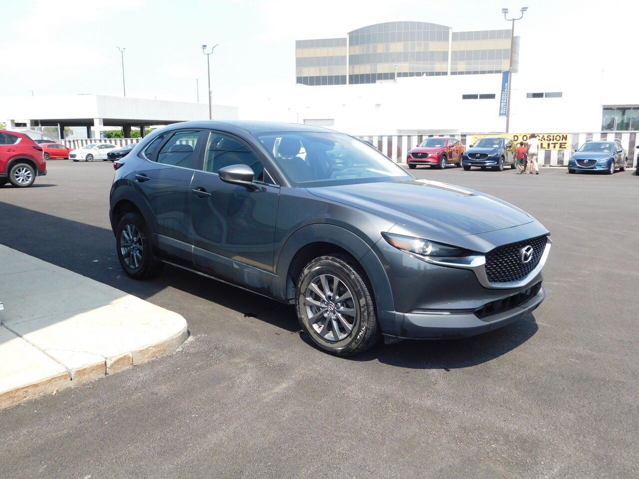 2022 Mazda CX-30 GX TI Grey Gatineau - photo #2