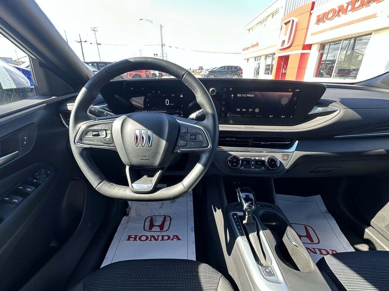 2024 BUICK ENVISTA PREFERRED ENVISTA PREFERRED White Matane - photo #10