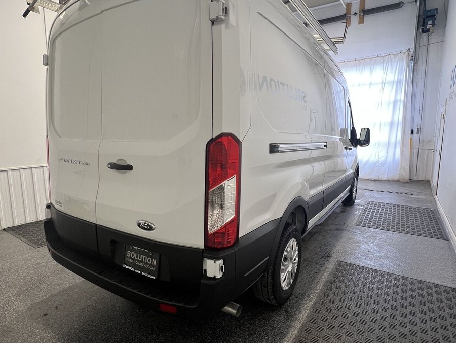 2025 Ford Transit Cargo Van TRANSIT FOURGON UTILITAIRE Oxford White