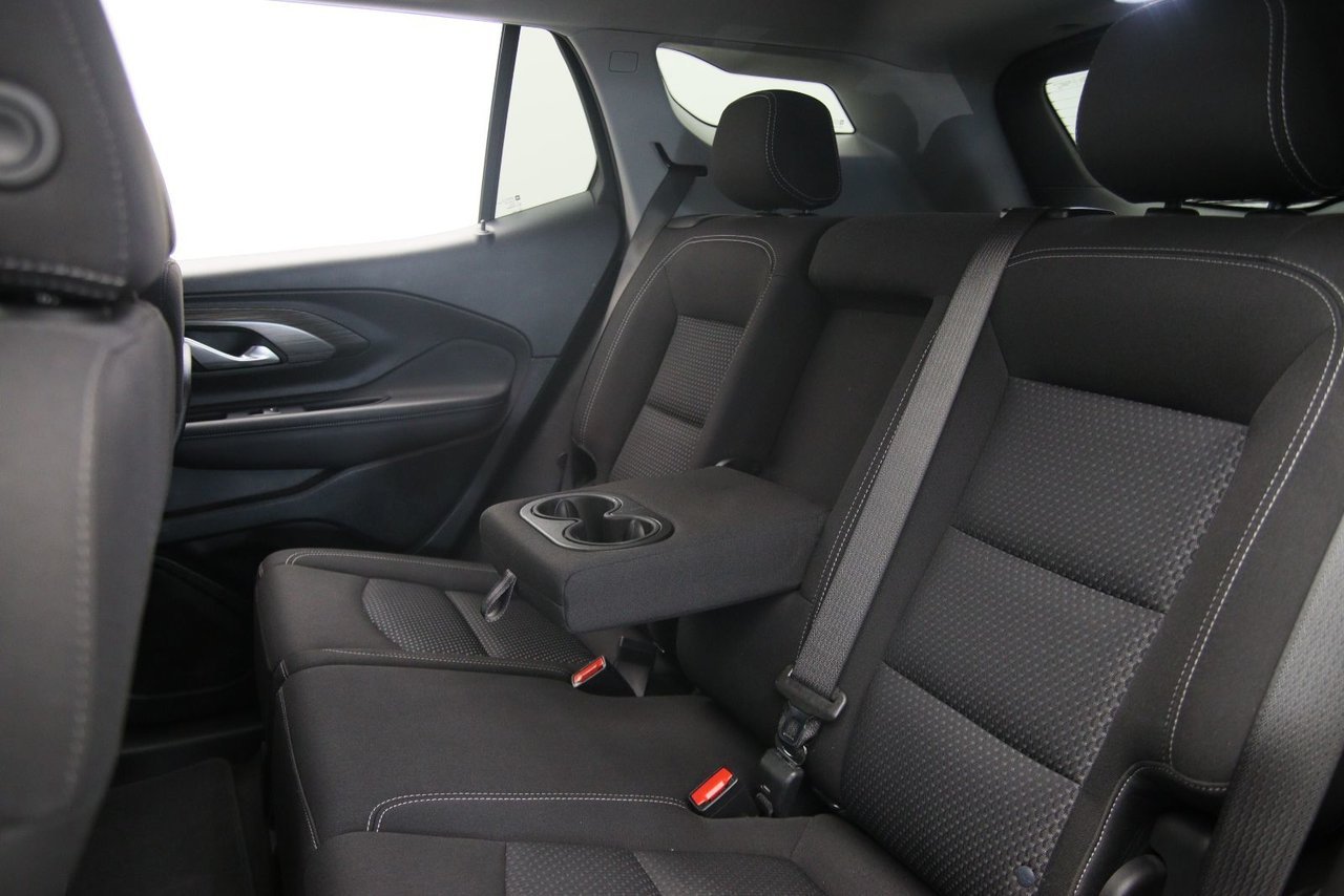 GMC Terrain NIV 3GKALTEV8NL215917 2022 Noir Baie-Comeau - photo #7