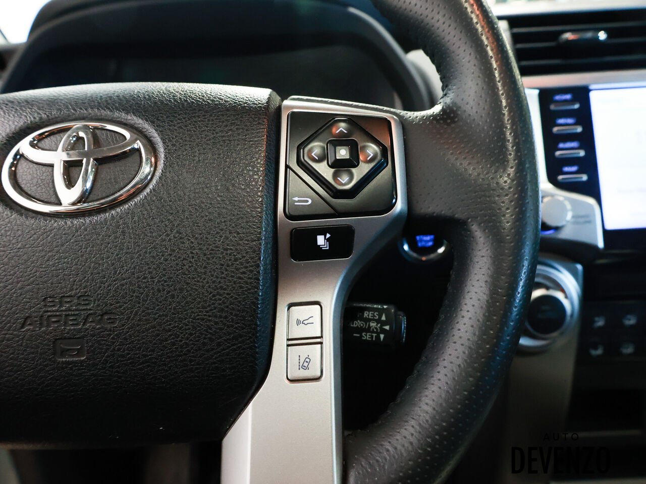 2022 Toyota 4Runner Grey Saint-Eustache - photo #16
